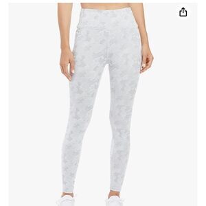 Women's Gray Camouflage Leggings